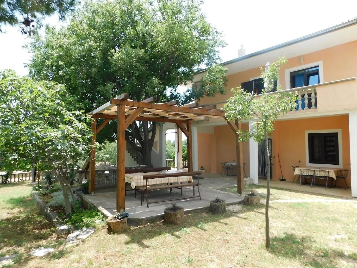 Apartments By The Sea Seline, Paklenica - 17955 Starigrad Paklenica