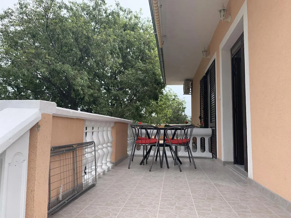 Apartments By The Sea Seline, Paklenica - 17955 Starigrad Paklenica 0*,
