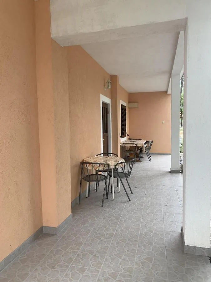 Apartments By The Sea Seline, Paklenica - 17955 Starigrad Paklenica